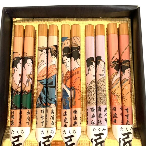 Handmade Japanese Ukiyo-e Bamboo Chopsticks Set - Picture 3 of 5